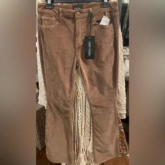 Driftwood flare leg with embroidery on outer legs and back pocket - Picture 2 of 4